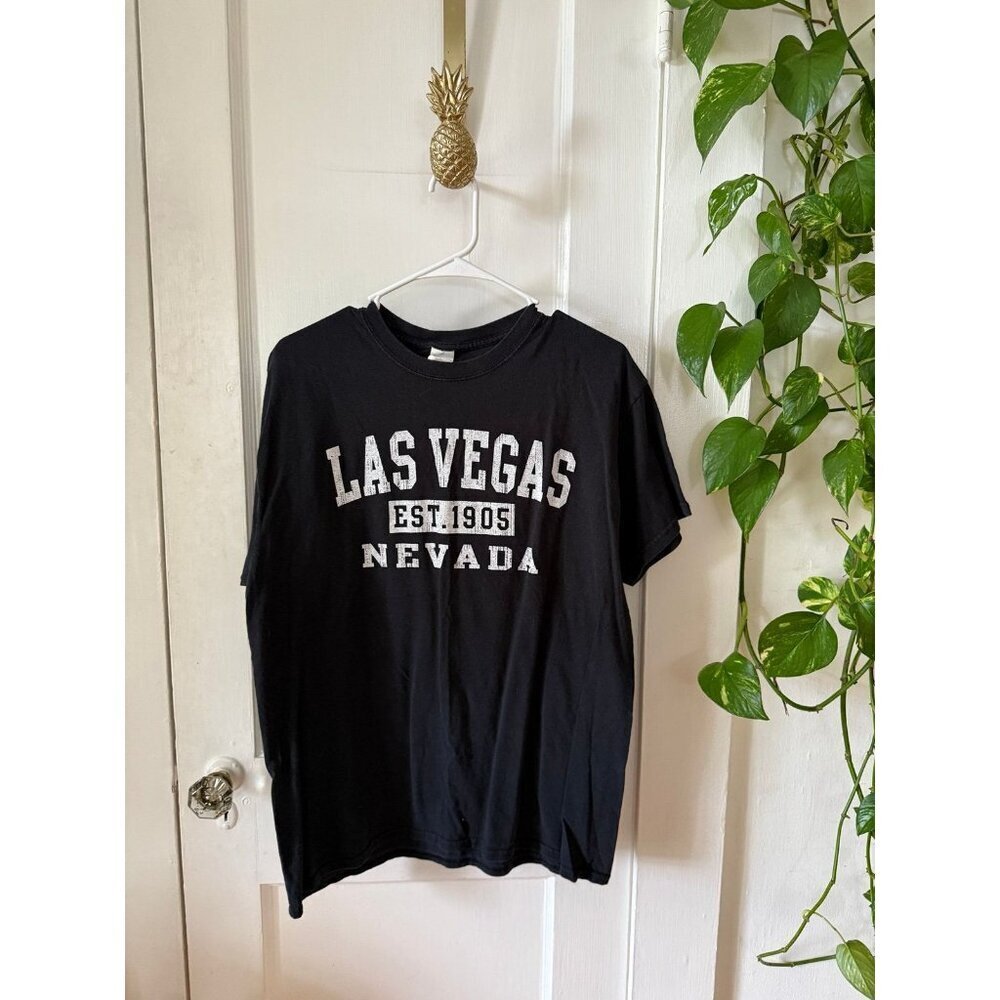 Gap men size extra large Las Vegas T-shirt